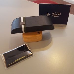 Penguin Eyewear Case